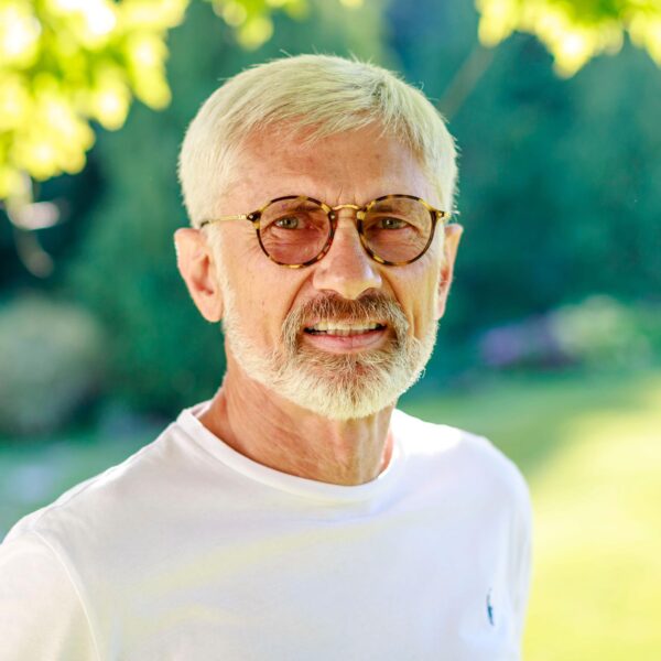 Portrait of author Gary Best
